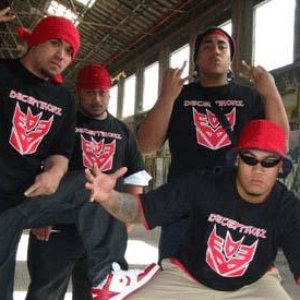 “Deceptikonz”的封面