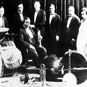 'Louis Armstrong & His Hot Seven'の画像
