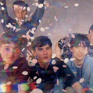 “Flowered Up”的封面