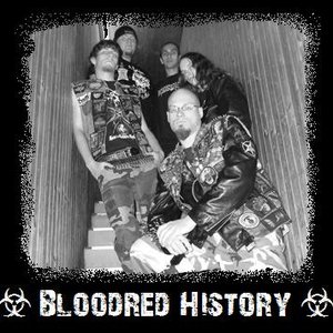 “Bloodred History”的封面