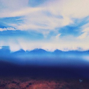 “The Living Mountain”的封面