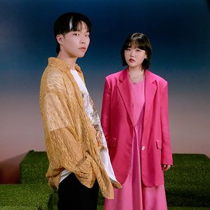 “AKMU”的封面