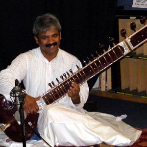 “Pandit Rajeev Janardan”的封面