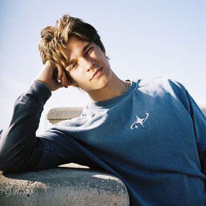 Immagine per 'Alex Sampson'