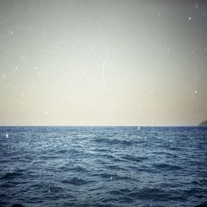“Diaries”的封面