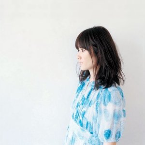 “music & me”的封面