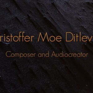 “Christoffer Moe Ditlevsen”的封面