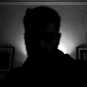 “Hedra”的封面