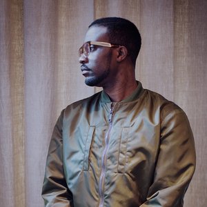 “Fally Ipupa”的封面