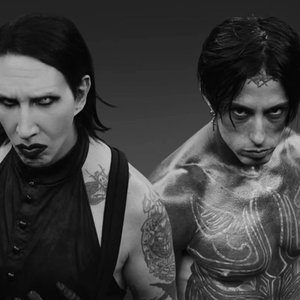 'Falling In Reverse, Marilyn Manson'の画像