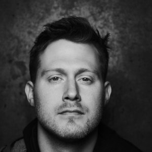 “Kjartan Holm”的封面