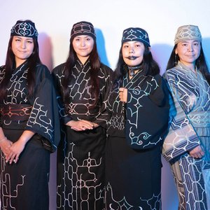 “MAREWREW”的封面
