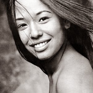 Image for 'Yvonne Elliman'