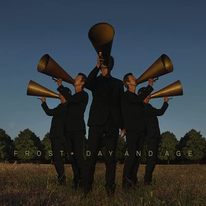 “Day And Age (Deluxe Edition)”的封面