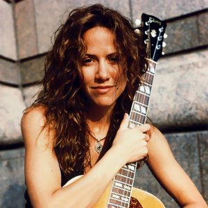 “Sheryl Crow”的封面