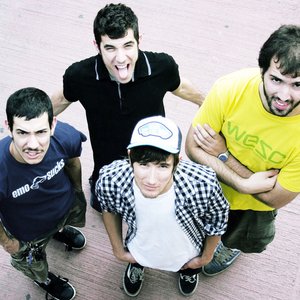 Imagen de 'The Holybuttons'