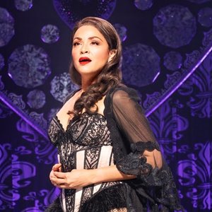 Изображение для 'Karen Olivo'