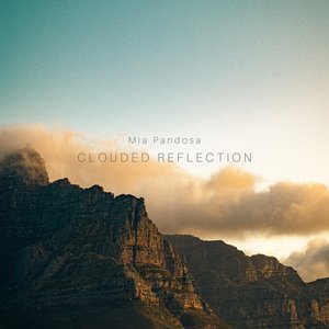 “Clouded Reflection”的封面