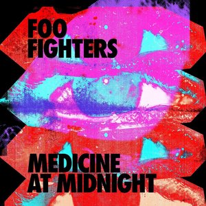 “Medicine At Midnight (Track Commentary)”的封面