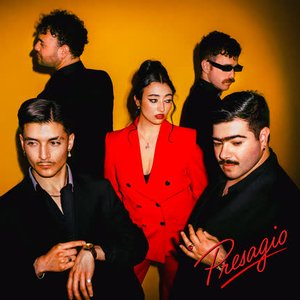 “Presagio”的封面