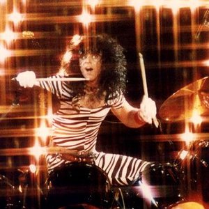 Image pour 'Eric Carr'