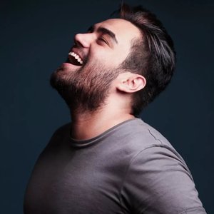 “Ali Montazeri”的封面