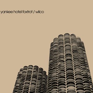 “Yankee Hotel Foxtrot (2022 Remaster)”的封面