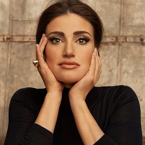 Image for 'Idina Menzel'