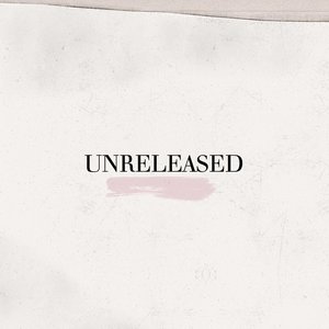 “Dangerous Woman Unreleased”的封面