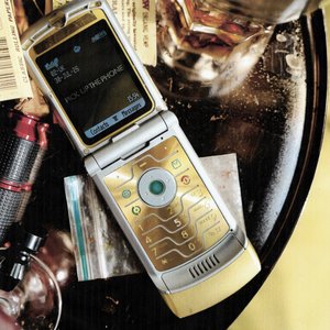 Zdjęcia dla 'pick up the phone'