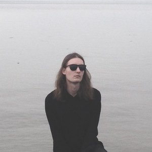 “The Coast Ghost”的封面