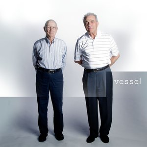 Immagine per 'Vessel (with Bonus Tracks)'