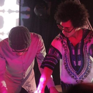 Bild für 'Auntie Flo'