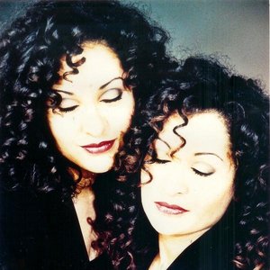 Imagem de 'Annick & Véronique Clarisse'