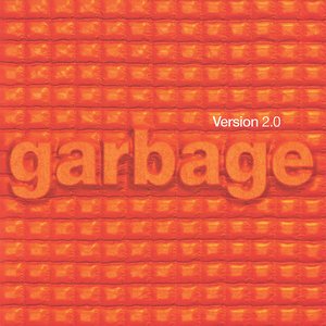 “Version 2.0 (20th Anniversary Edition) [2018 - Remaster]”的封面