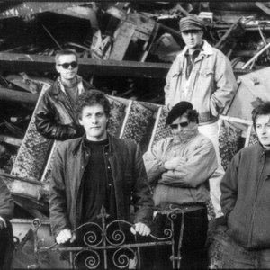 “Bob Delyn A'R Ebillion”的封面