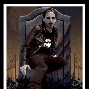 “MURDER PINK”的封面