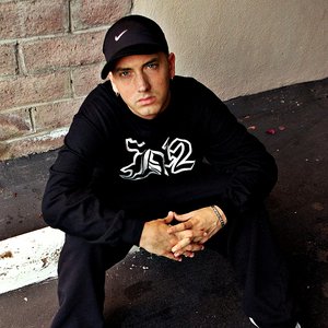 “Eminem”的封面
