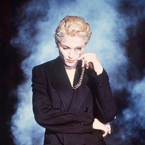 Immagine per 'Madonna'