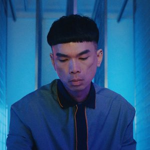 “梁基爵”的封面