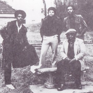 Imagem de 'Skip Mahoaney & The Casuals'