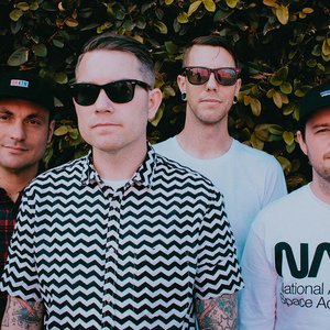 “Hawthorne Heights”的封面