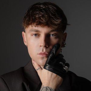 Image for 'Артем Пивоваров'