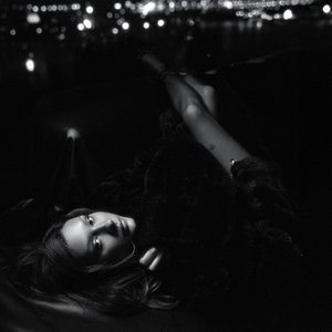 'Show Me'の画像