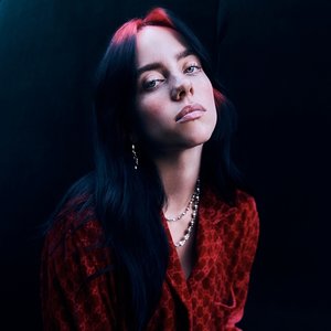 “Billie Eilish”的封面