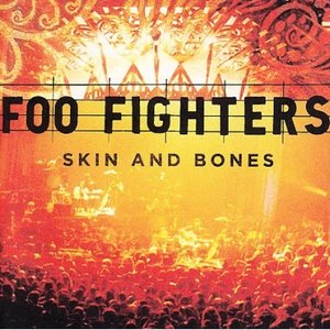 “Skin And Bones (Live)”的封面