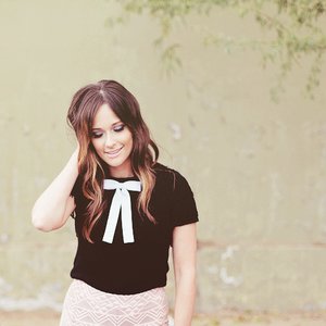 “Kacey Musgraves”的封面