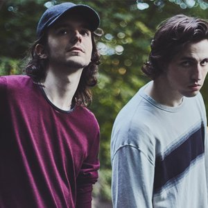 “Porter Robinson & Madeon”的封面