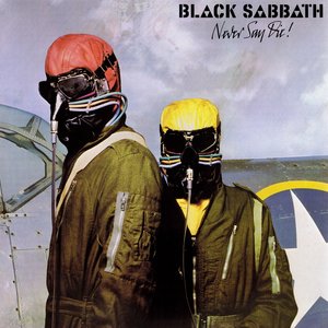 “Never Say Die! (2013 Remaster)”的封面