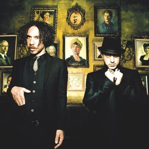 Bild für 'She Wants Revenge'